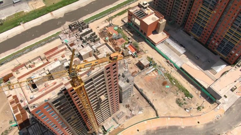 Guía de la Avenida de las Américas 71B 16: Ubicación y Servicios
